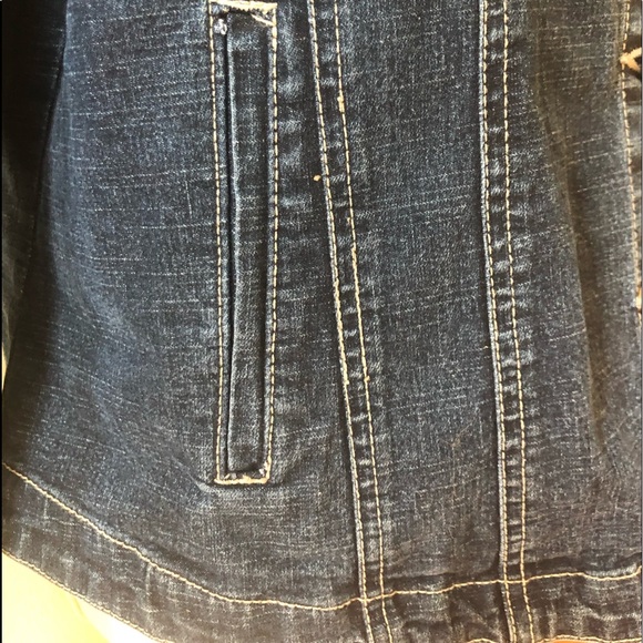 Blue Jean Jacket - Picture 6 of 8